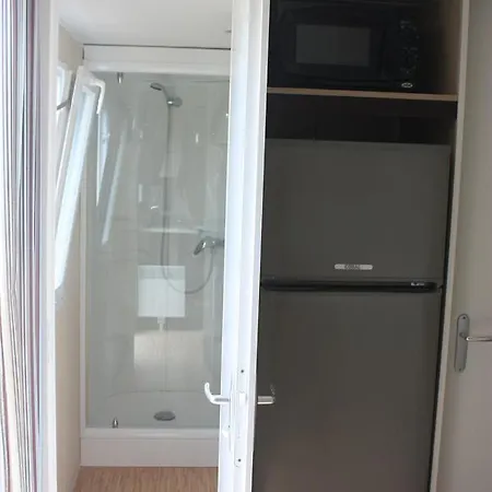 Tropical 2 * Vic-la-Gardiole